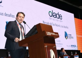 El gas natural es el combustible de transición energética hacia una economía baja en carbón sostuvo el Secretario Ejecutivo de OLACDE durante el 2do Foro Internacional Gas, Petroquímica y Combustibles verdes Bolivia 2019