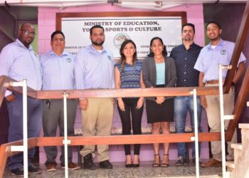 Funcionarios públicos del Ministerio de Energía de Belice fortalecieron sus conocimientos sobre la nueva metodología armonizada OLACDE – IRES
