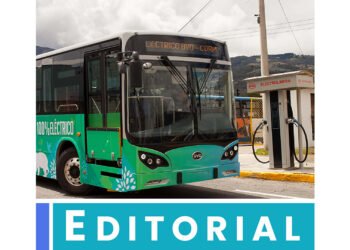 Diciembre 2023Avances y Perspectivas en la Electromovilidad: Rumbo a un Futuro Sostenible en América Latina y el Mundo