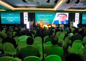 OLACDE Impulsa la Transición Energética en Ecuador en el Foro Power & Renewable Energies 2024