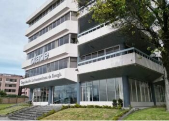 Eólica offshore, nuclear y almacenamiento: claves de la energía en 2025, según OLACDE