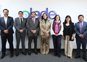 Autoridades y expertos debaten en OLACDE sobre la experiencia chilena en la transición energética